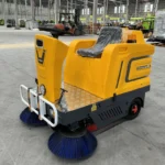 MS-13S Ride-on Sweeper - Image 7