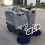 MS-13S Ride-on Sweeper - Image 3