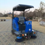 MS-Hummer Three-brush Ride-on Sweeper - Image 5