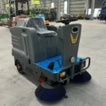 MS-13S Ride-on Sweeper - Image 8