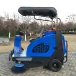 MS-Hummer Three-brush Ride-on Sweeper - Image 3