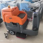 MS-760 Double-brush Ride-on Floor Scrubber - Image 3