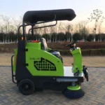 MS-Hummer Three-brush Ride-on Sweeper - Image 8