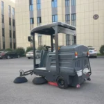 MC-Beetle Semi-enclosed Ride-on Sweeper - Image 3