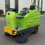 MS-Puffer Ride-on Sweeper