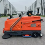MS Integrated Wash & Scrub Floor Scrubber - Image 4