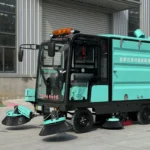 MS-2500ZX Four-wheel Five-brush Enclosed Four-fan Self-discharging Sweeper - Image 2